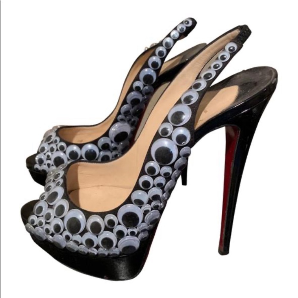 Louboitin Lady Peep asking - size 39